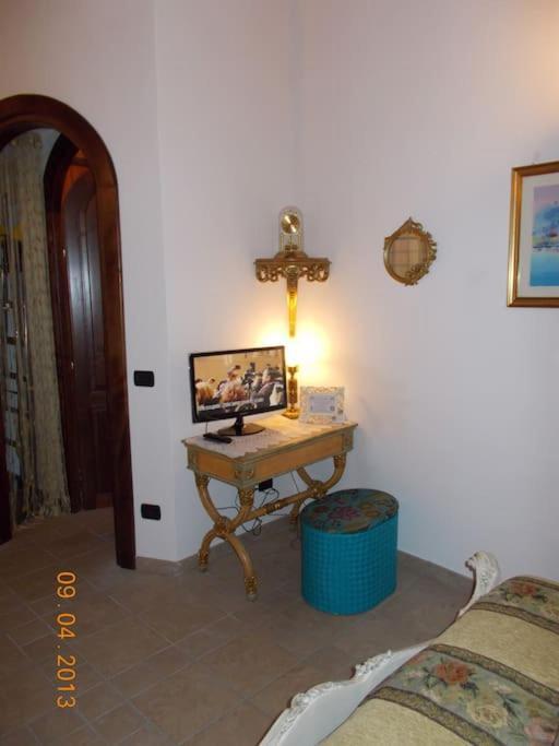 Vivilo Collection - Opera Teather Apartment - Very Central Roma Ngoại thất bức ảnh